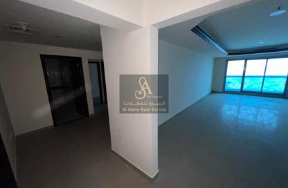 Apartment - 2 - 3 for rent in Corniche Tower - Ajman Corniche Road - Ajman