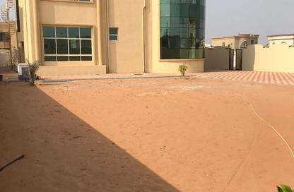 Villa - 6 Bedrooms - 7 Bathrooms for rent in Al Riffa - Ras Al Khaimah