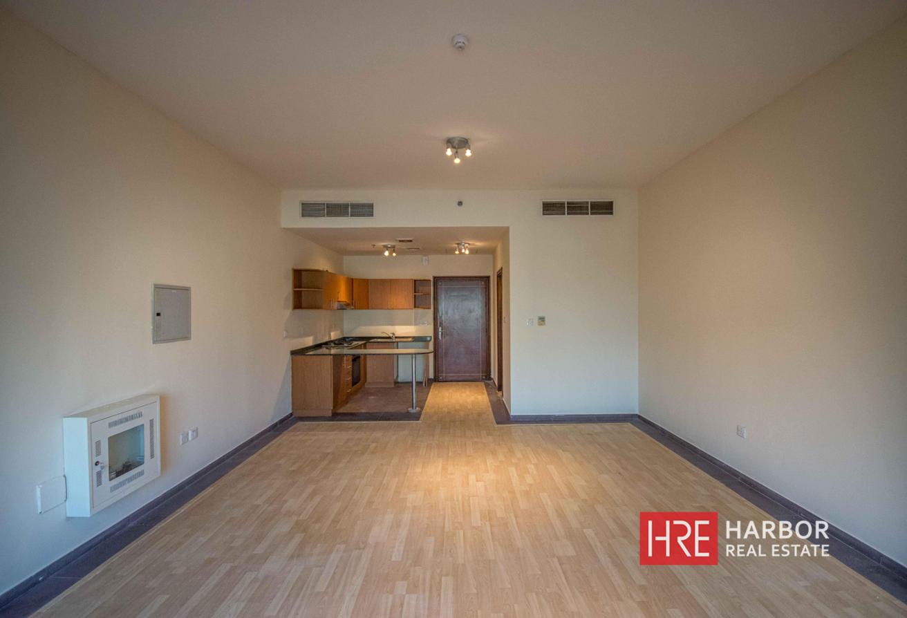 12 cheques | 1 Month Free | Spacious Layout photo 4