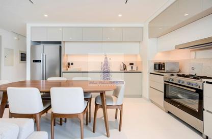 Apartment - 3 Bedrooms - 3 Bathrooms for sale in Marina Vista Tower 1 - Marina Vista - EMAAR Beachfront - Dubai Harbour - Dubai