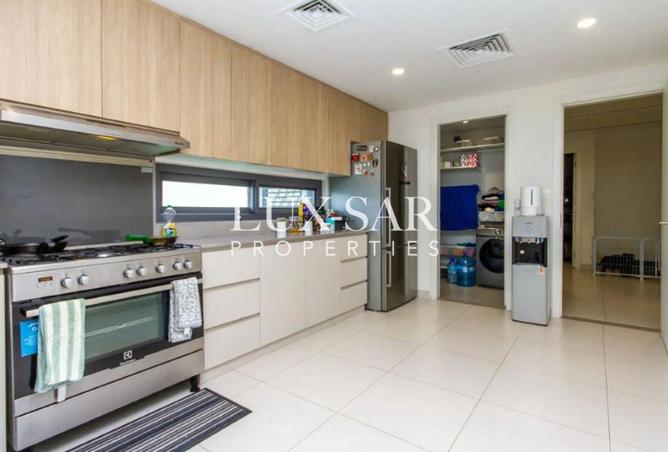 51608577 - Property Image 2