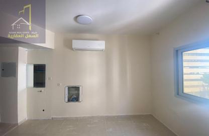 Apartment - Studio - 1 for rent in Aliaa 2 - Al Ghuair - Al Gharb - Sharjah Apartment - Studio - 1 for rent in Aliaa 2 - Al Ghuair - Al Gharb - Sharjah