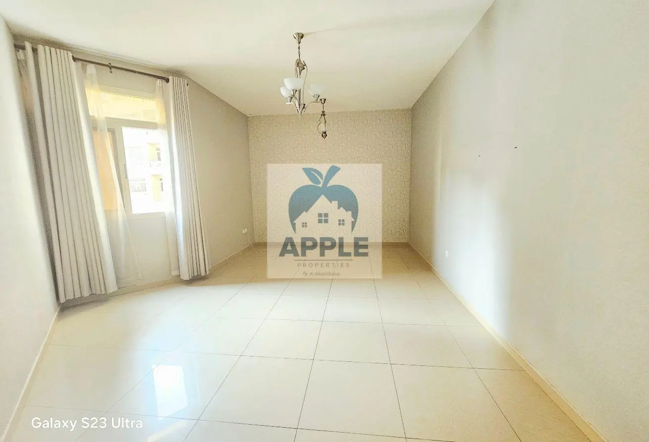 165593458 - Property Main Image