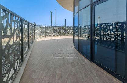 Apartment - 2 Bedrooms - 2 Bathrooms for sale in The Gate - Masdar City - Abu Dhabi Apartment - 2 Bedrooms - 2 Bathrooms for sale in The Gate - Masdar City - Abu Dhabi