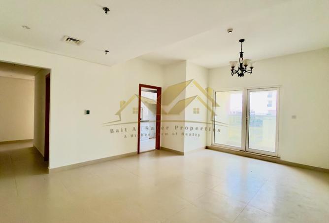 Charming 2 BR Apartment in Al Mamzar Daira Dubai