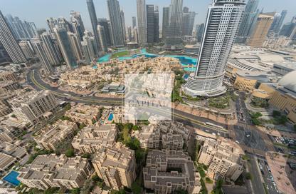 Apartment - 2 - 2 for rent in Burj Royale - Downtown Dubai - Dubai