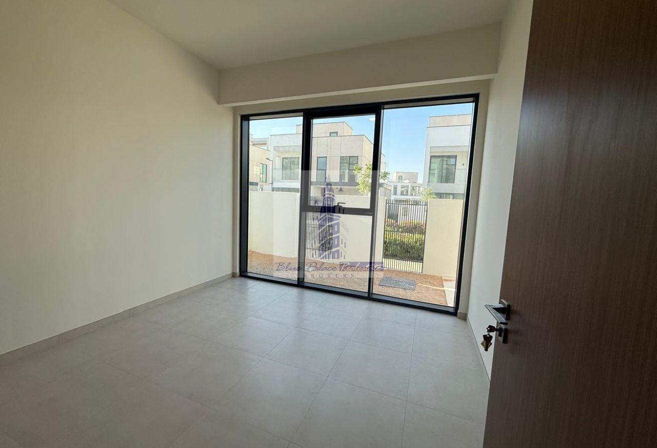 Corner Type A Four+Maid Arabian Ranches 3 Rent photo 4