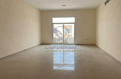 Apartment - 2 - 2 for rent in Al Qulaya'ah - Al Sharq - Sharjah