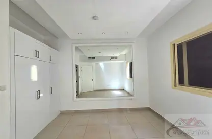Apartment - 3 Bedrooms - 3 Bathrooms for rent in Muwaileh 29 Building - Muwaileh - Sharjah