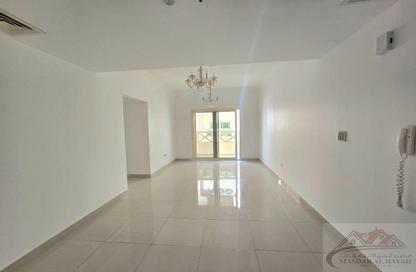 Apartment - 3 Bedrooms - 3 Bathrooms for rent in Muwaileh 29 Building - Muwaileh - Sharjah