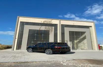 Shop - Studio - 3 Bathrooms for rent in Julfar - Ras Al Khaimah