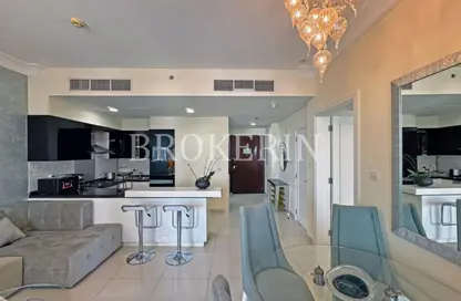 شقة - غرفة نوم - 2 حمامات للايجار في ذا سيجنتشر - برج خليفة - وسط مدينة دبي - دبي