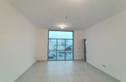 Apartment - 2 Bedrooms - 3 Bathrooms for rent in Rabdan Building - Motor City - Dubai