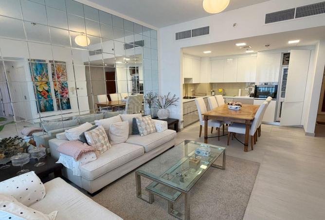 98239012 - Property Image 2