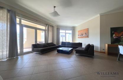 Apartment - 3 Bedrooms for rent in Al Das - Shoreline Apartments - Palm Jumeirah - Dubai