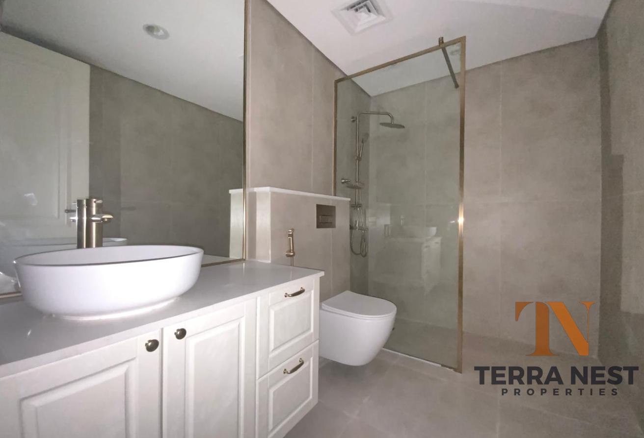 BRAND NEW | LAUNDRY ROOM | POOL VIEW | MAID ROOM photo 9