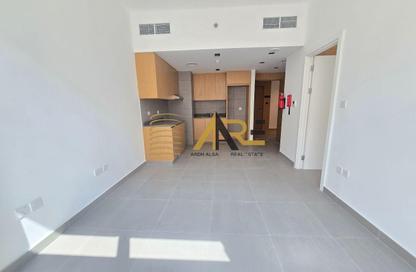 Apartment - 1 - 1 for rent in Al Mamsha - Muwaileh - Sharjah