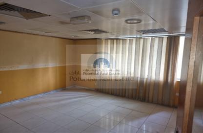 Office Space - Studio - 1 Bathroom for rent in Al Murabaa - Al Ain