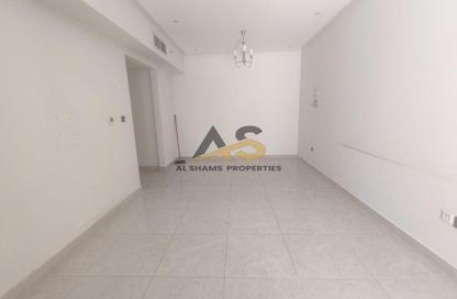 Apartment - 1 Bedroom - 2 Bathrooms for rent in Kay 7 Building - Dubai Land Residence Complex - Dubai