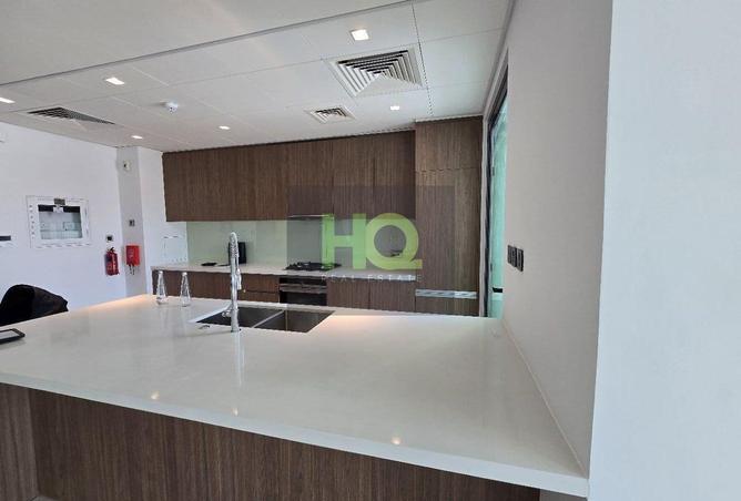 68302383 - Property Image 2