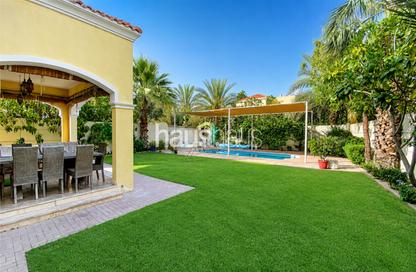 Villa - 4 Bedrooms - 5 Bathrooms for rent in District 4 - Jumeirah Park - Dubai