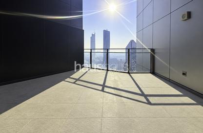 Apartment - 2 - 3 for sale in Central Park Residential Tower - Central Park Tower - DIFC - Dubai