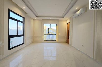 Villa - 5 Bedrooms - 7 Bathrooms for sale in Al Yasmeen 1 - Al Yasmeen - Ajman