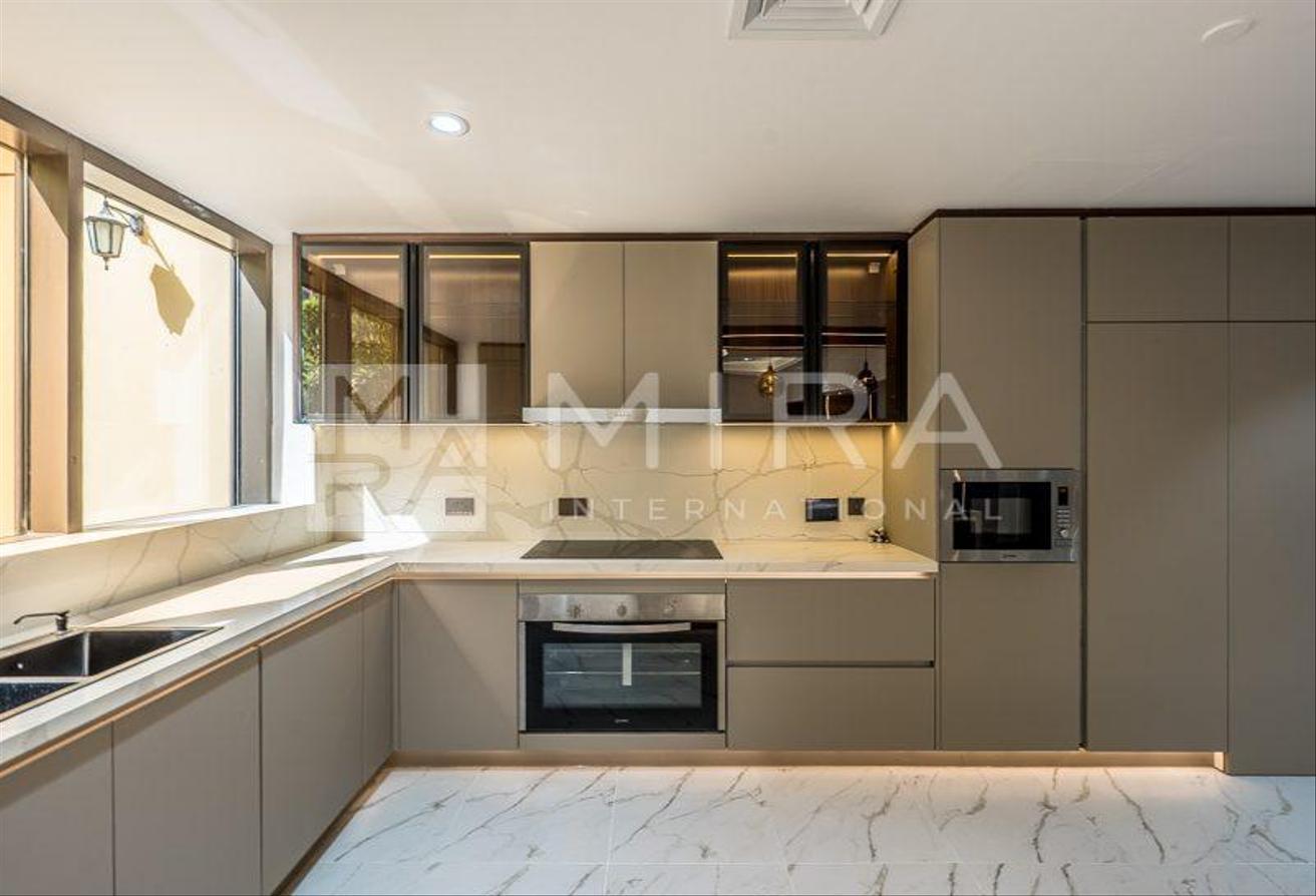 Luxury 3BR | Big Layout | Prime Location photo 4
