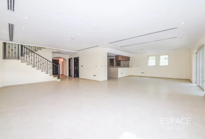 161401300 - Property Image 3