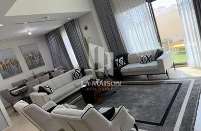 Townhouse - 2 - 3 for sale in Bloom Living - Zayed City (Khalifa City C) - Khalifa City - Abu Dhabi