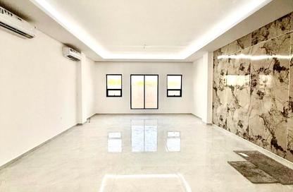 Villa - 4 Bedrooms - 6 Bathrooms for rent in Al Rahmaniya 1 - Al Rahmaniya - Sharjah Villa - 4 Bedrooms - 6 Bathrooms for rent in Al Rahmaniya 1 - Al Rahmaniya - Sharjah