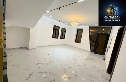 فيلا - 5 غرف نوم - 6 حمامات للبيع في الحليو 2 - الحليو - عجمان فيلا - 5 غرف نوم - 6 حمامات للبيع في الحليو 2 - الحليو - عجمان