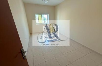 Apartment - 2 Bedrooms - 2 Bathrooms for rent in Amwaj Tower - Al Rumaila - Ajman