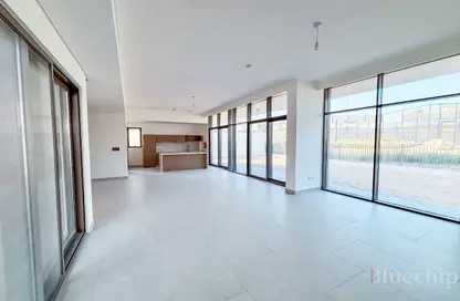 Villa - 5 Bedrooms - 7 Bathrooms for rent in Tilal Al Furjan - Al Furjan - Dubai