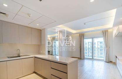 Apartment - 2 Bedrooms - 2 Bathrooms for rent in Waters Edge - Yas Island - Abu Dhabi