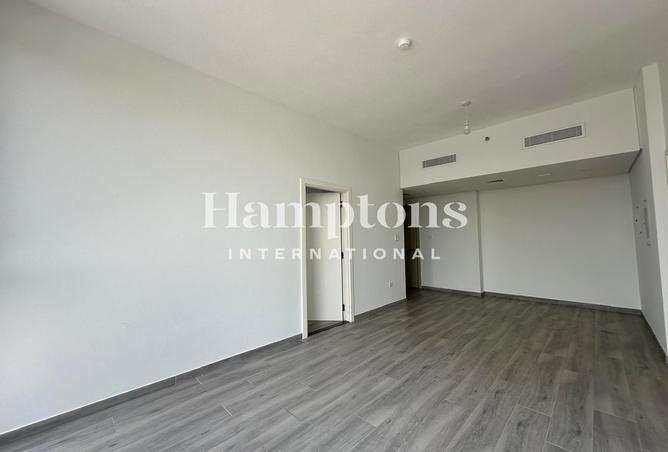 135166402 - Property Main Image