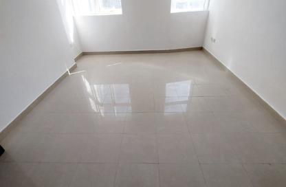 Apartment - 1 Bedroom - 2 Bathrooms for rent in New Al Taawun Road - Al Taawun - Sharjah