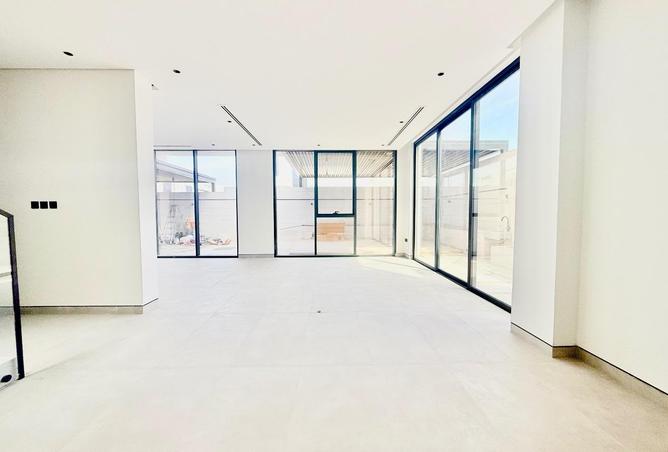 78204011 - Property Image 2