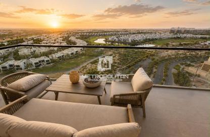Apartment - 2 Bedrooms - 2 Bathrooms for sale in Golf Gate - Damac Hills - Dubai