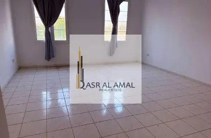 Apartment - Studio - 1 Bathroom for rent in Building Y24 - England Cluster - International City - Dubai
