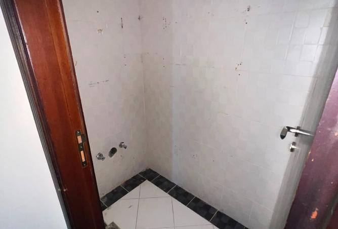 128352400 - Property Image 3