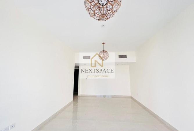 106427752 - Property Image 3