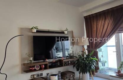 Apartment - 1 - 2 for rent in Regent Court - District 14 - Jumeirah Village Circle - Dubai Apartment - 1 - 2 for rent in Regent Court - District 14 - Jumeirah Village Circle - Dubai