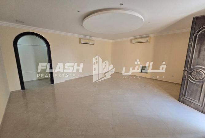 104246485 - Property Image 3