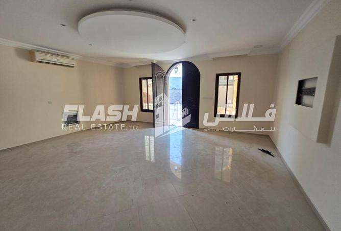 104246485 - Property Image 2