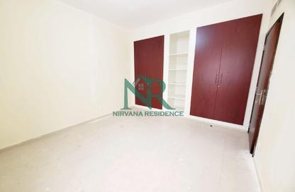 Apartment - 2 Bedrooms - 2 Bathrooms for rent in Hamdan Street - Abu Dhabi