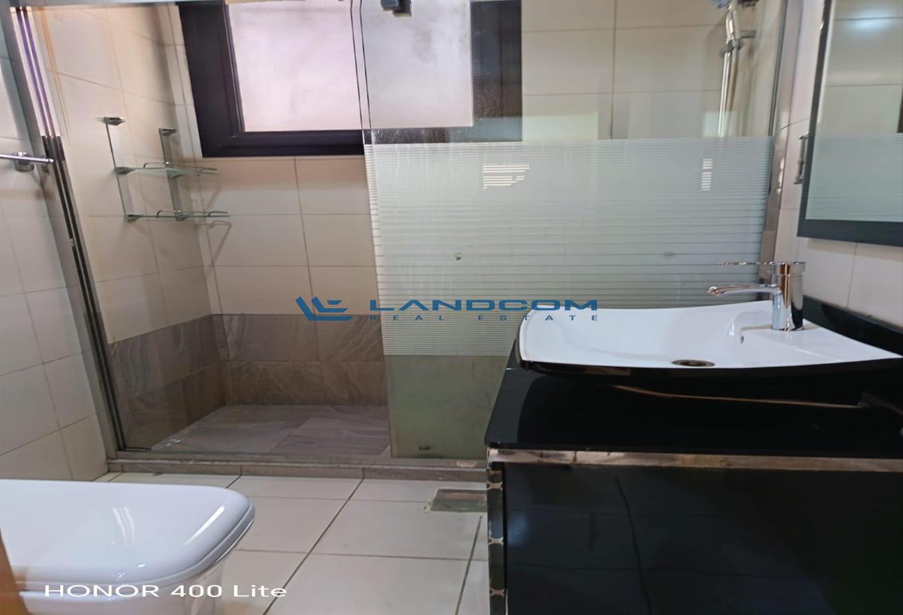Luxury 5-Bedroom Villa | Spacious Layout | Covered Parking photo 24
