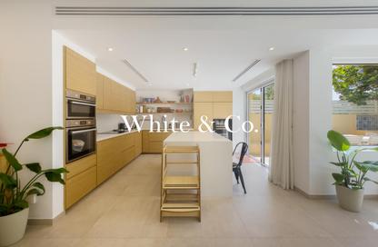 Villa - 3 Bedrooms - 3 Bathrooms for sale in Springs 7 - The Springs - Dubai