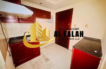 شقة - 1 حمام للايجار في شارع التعاون الجديد - التعاون - الشارقة