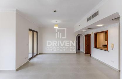 Apartment - 2 Bedrooms - 3 Bathrooms for rent in Shams 2 - Shams - Jumeirah Beach Residence - Dubai